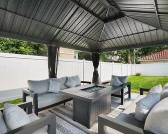 4 Bedroom 3 Bath Home In Quiet Nyc Suburb - Mount Vernon - Patio