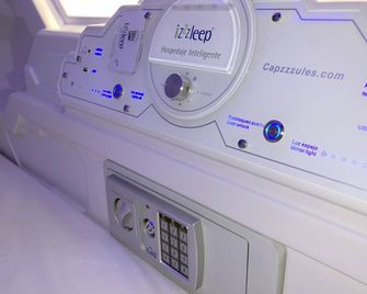 izZzleep Aeropuerto Terminal 2 - Ciutat de Mèxic - Bugaderia