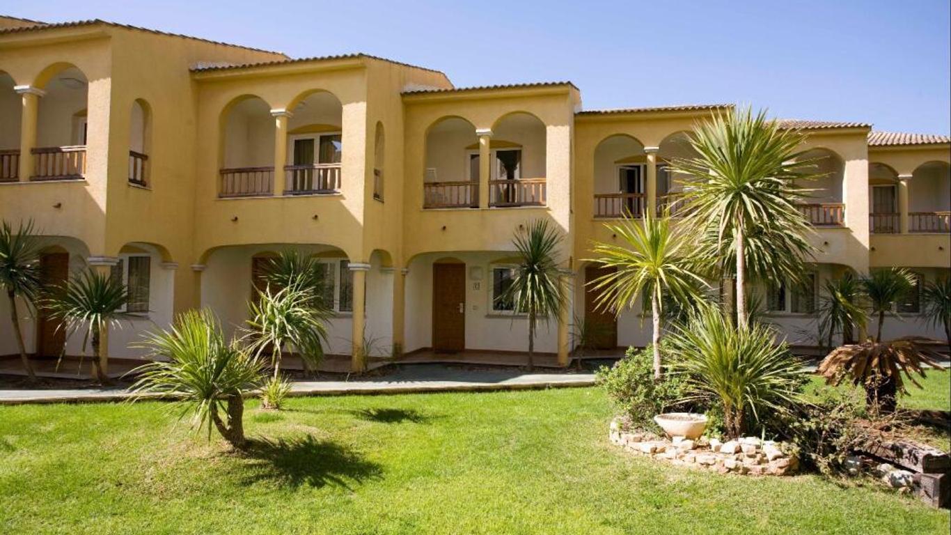 Apartamentos Turisticos Jardines del Plaza