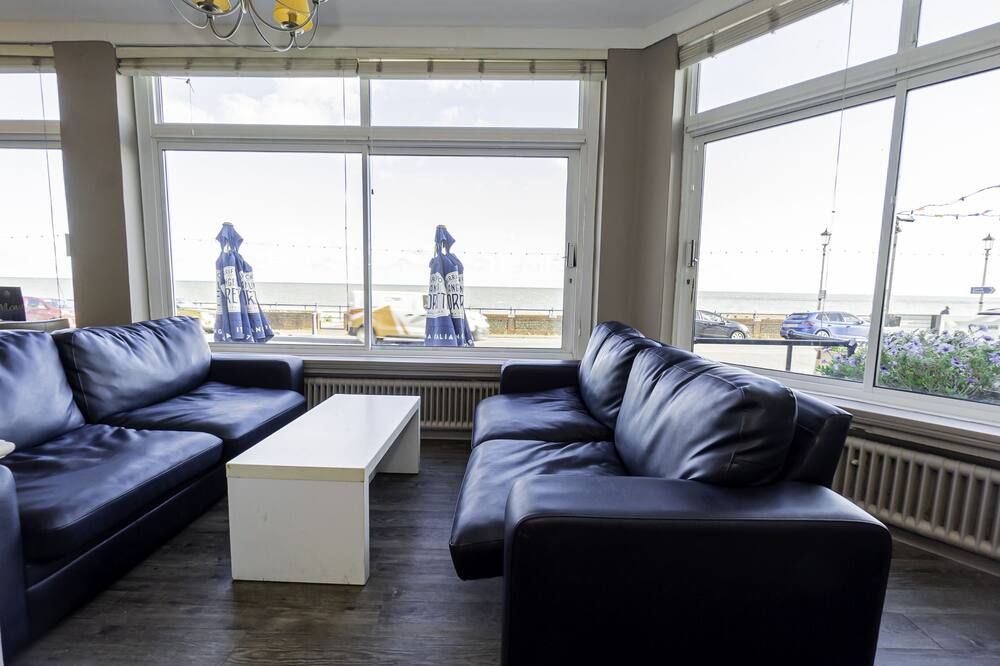 ذا ماجيستيك هوتل