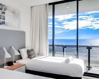 أيكونيك كيرا بيتش ريزورت - كولانغاتا - غرفة نوم