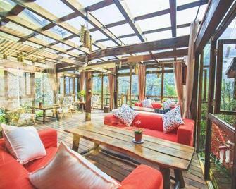 Guyue Caotang - Huzhou - Living room