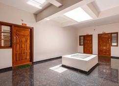 Pinnacle Serviced Apartments - Bangalore - Oturma odası