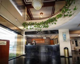 Hotel Diplomat - Cochabamba - Receptionist