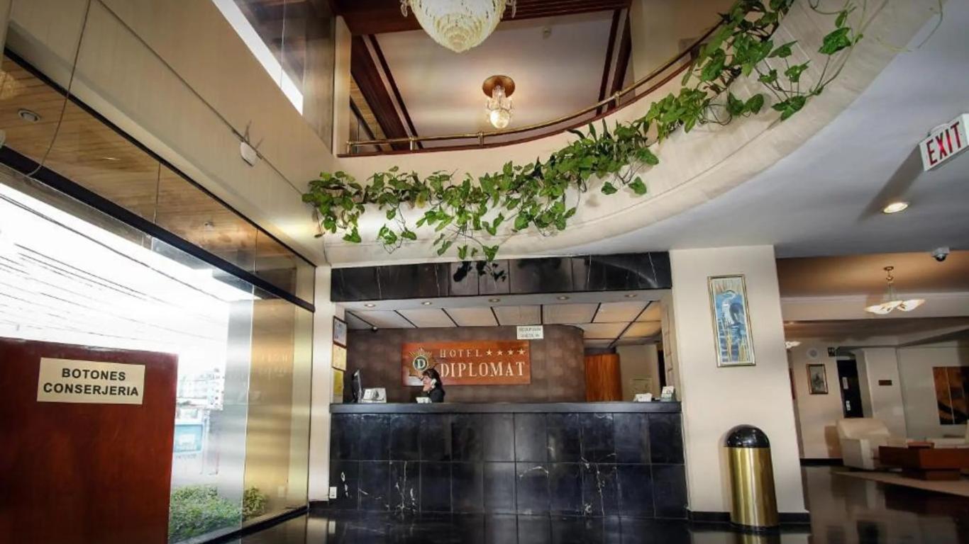 Hotel Diplomat