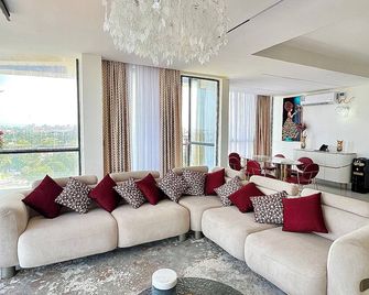 Mira Heights Suite & Conferencing - Mombasa - Sala de estar