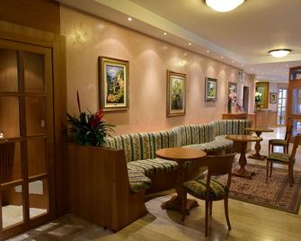 Hotel Ginepro - Aprica - Lobby