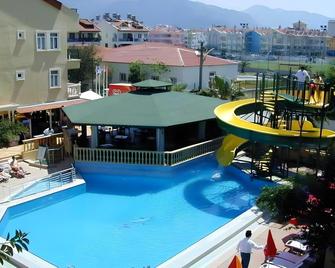 Maxwell Holiday Club - Marmaris - Pool