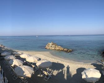 Baia del Godano Resort & Spa - Ricadi - Playa