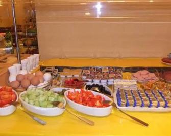 My Airport Hotel Stuttgart-Airport-Messe - Leinfelden-Echterdingen - Buffet