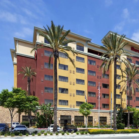 Sheraton Garden Grove - Anaheim South Hotel image 1