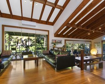 Tallows Treehouse Byron Bay - Byron Bay - Wohnzimmer