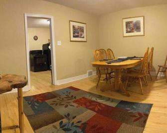 Hurley: location for all hobbies, holidays, events - Hurley - Comedor