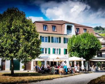 Au Major Davel - Bourg-en-Lavaux - Gebäude