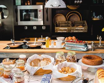 Cooking and Nature - Emotional Hotel - Alvados