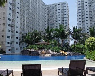 Shore Residences Stays By Pbyy - Manila - Havuz