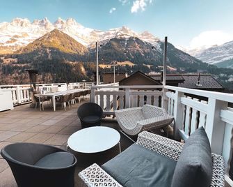 Le White - Champéry - Balkón