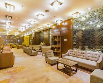 Qinghuangdao Jinjiang Peninsula Seasons Hotel - Qinhuangdao - Lounge
