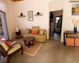 Cabana, Luxury 1 Bedroom Villa - La Cruz - Living room