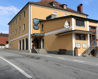 Gasthaus Kerber - Fürstenstein - Edificio