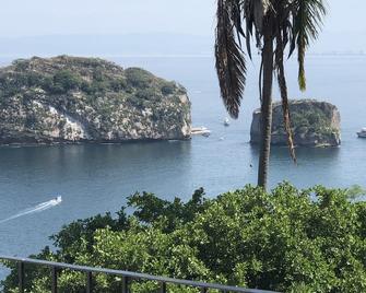 Stone House Overlooking The Sea And The Jungle - Mismaloya - Bãi biển