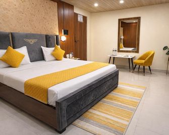 Golden Lotus Varanasi - Varanasi - Κρεβατοκάμαρα