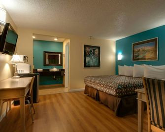 Vagabond Inn Bakersfield North - Bakersfield - Habitación