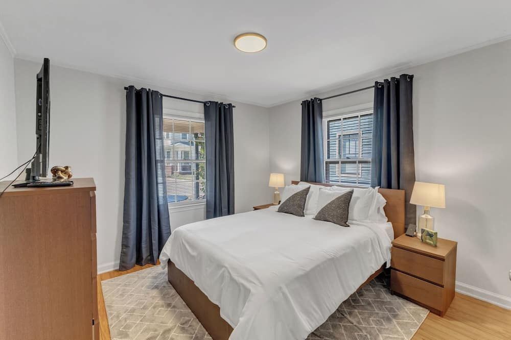 Cute 2-bedroom bungalow in downtown Raleigh - راليغ - غرفة نوم