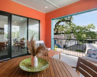 The Garden District's Pied-à-Terre on Prytania | 4 Bedrooms - New Orleans - Balkon