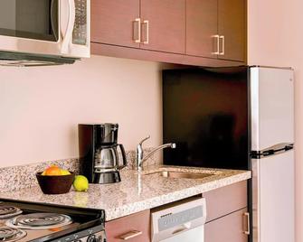 TownePlace Suites by Marriott Columbus - Columbus - Kitchen