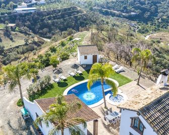 Finca el Cerro - Piscina y Jacuzzi - Malaga - Bâtiment