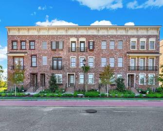 Eastern Wharf Luxury Townhome - Savannah - Edificio