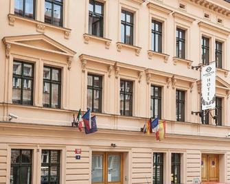 Hotel Augustus et Otto - Prague - Building