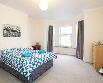 Darwin road guest house room 2 - Southampton - Bedroom