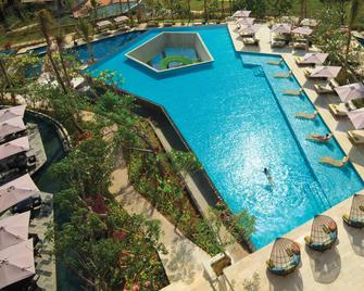 金巴蘭rimba酒店 - 南庫塔 - 游泳池