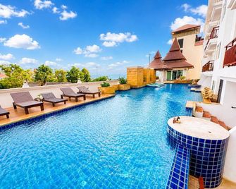 Royal Heritage Pavillion - Jomtien - Pool
