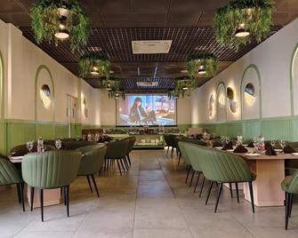 Hotel Shubhra Grand - Ghazīpur - Restaurant