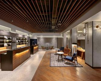 Four Points by Sheraton Bangkok, Sukhumvit 22 - Bangkok - Lobby