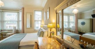 Lina Guest House - Oxford - Soverom