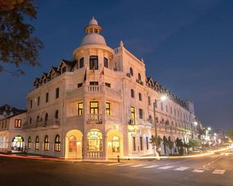 Queen's Hotel - Kandy - Bina