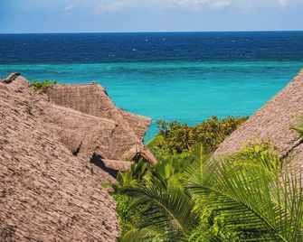 Sunshine Bay Hotel Zanzibar - Matemwe