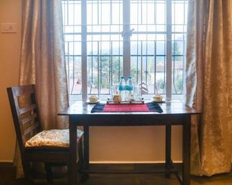 A la Maison - Shillong