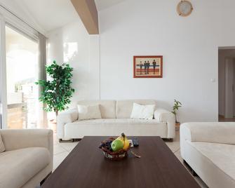 Spa Resort Becici - Budva - Sala de estar