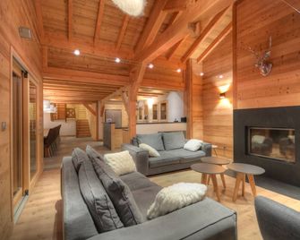 Luxury chalet in Les Carroz d’Arâches, sauna, billiards, 8 bathrooms - Arâches-la-Frasse - Salon