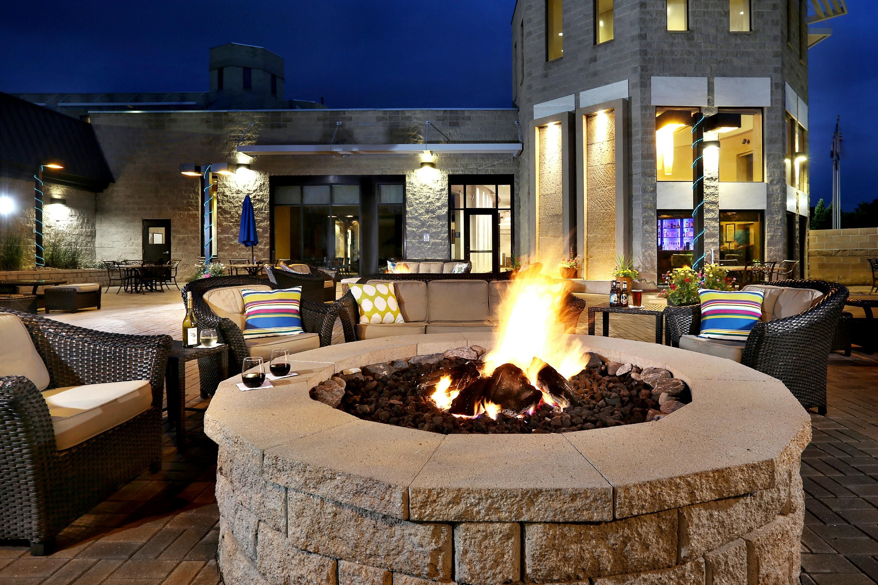 DoubleTree by Hilton Hotel Denver - Thornton - Thornton - Bâtiment