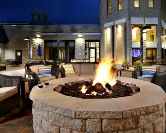 DoubleTree by Hilton Hotel Denver - Thornton - Thornton - Building