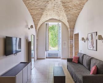 Appart'hôtel Odalys City - Dijon Centre Les Cordeliers - דיז'ון - סלון