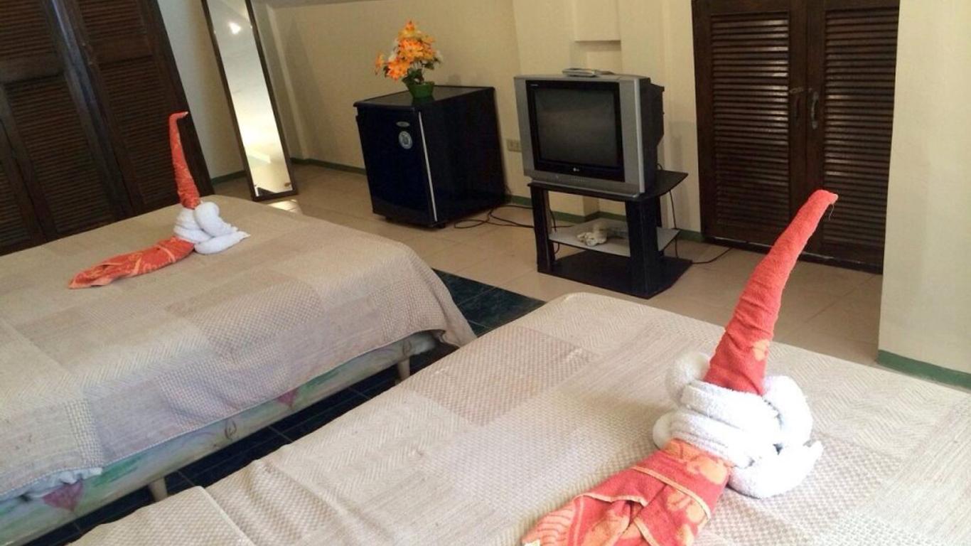Orinda Beach Resort