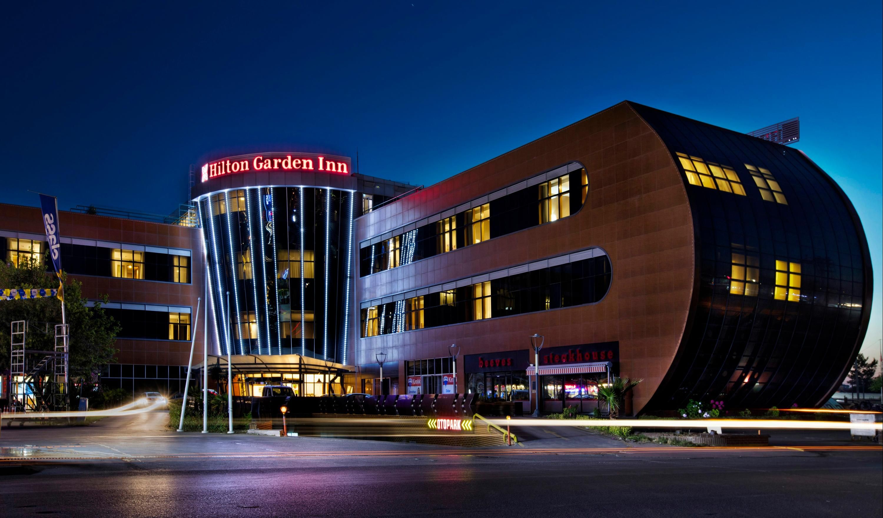 Hilton Garden Inn Kocaeli Sekerpinar - Gebze - Building