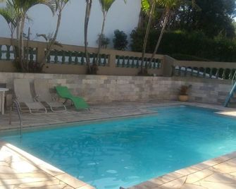 Linda Chacara Em Ibiuna - Ibiúna - Piscina